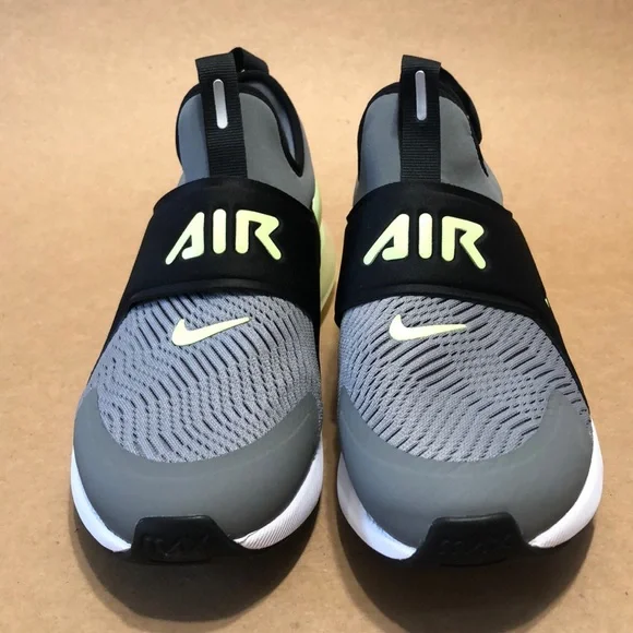✨✨SOLD✨✨Nike Air Max 270 Extreme Volt Grey Size 7/ Wmn 8.5 - Picture 2 of 8